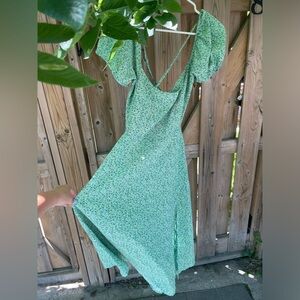 Green floral flowy dress!